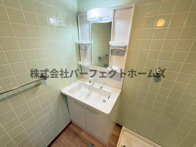 ニューハイツ岡山手の独立洗面台|使いやすい独立洗面台です