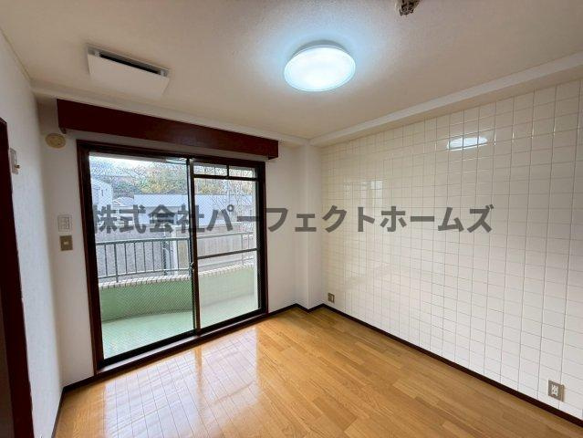 ニューハイツ岡山手のキッチン|ダイニングスペースです