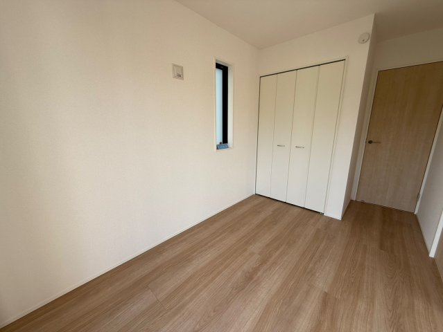 ★★与那原町上与那原-3号棟（全4棟）の洋室