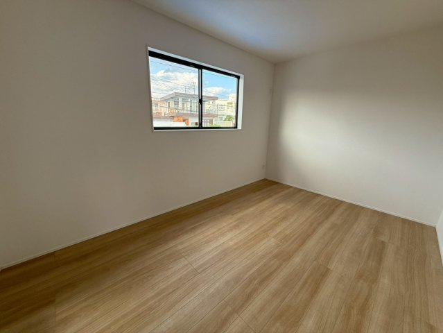 ★★与那原町上与那原-3号棟（全4棟）の洋室