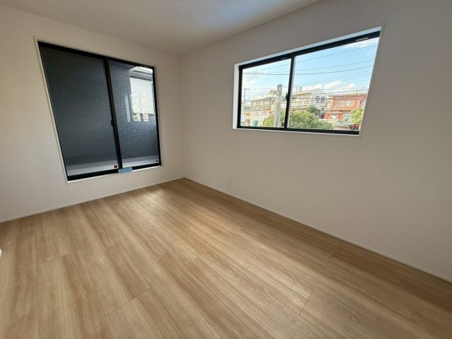 ★★与那原町上与那原-3号棟（全4棟）の洋室