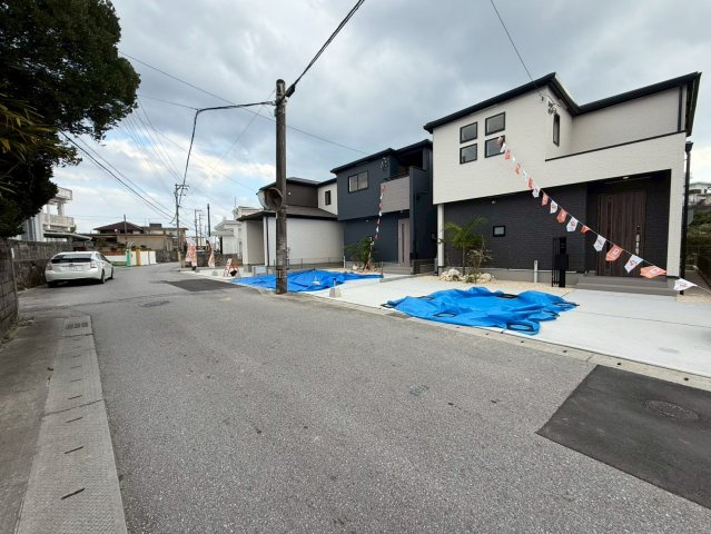 ★★与那原町上与那原-2号棟（全4棟）の前面道路含む現地写真|【現地撮影2026.1】いつでも内覧可能です♪