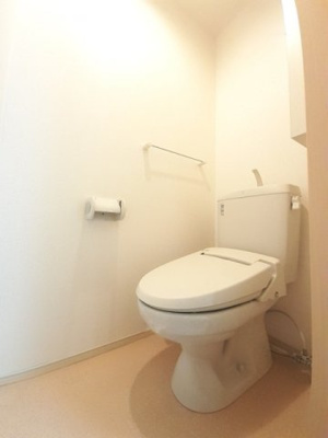 【トイレ】 | カーサ・ドマーニ | トイレです