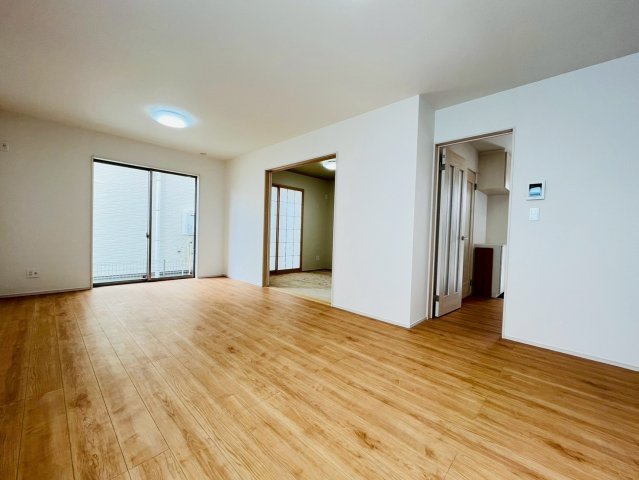 ＋＋読谷村瀬名波-A号棟（全2棟）の洋室|個人の部屋や寝室として使える洋室です