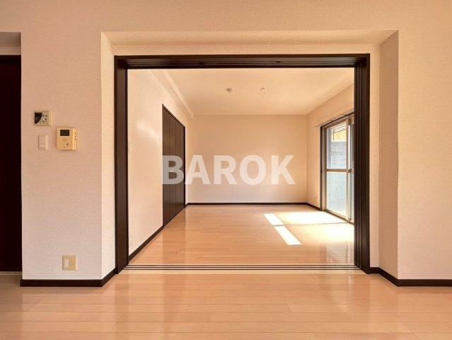 LEGEND小笹の内装