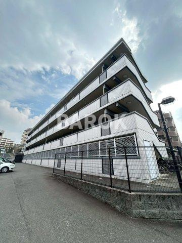 LEGEND小笹の外観