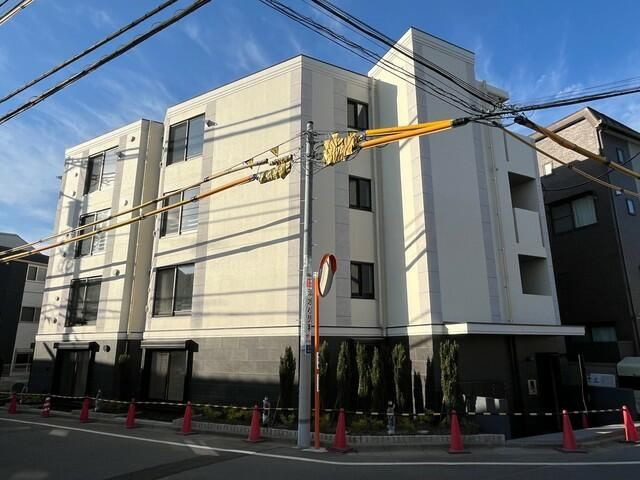 ＣＲＥＡＴＩＦ駒澤大学前の外観