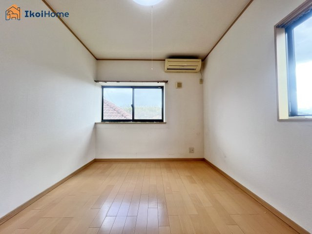 神戸市西区水谷1丁目　中古戸建の寝室|●資料・カタログのご請求無料●年中無休：当日予約可●2階は6帖、6帖、6.5帖ございます