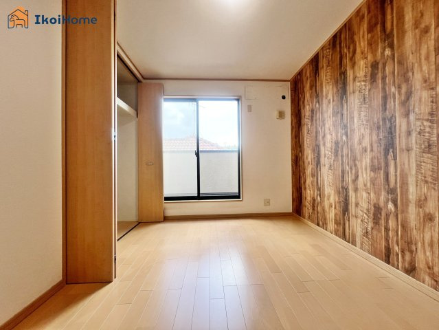 神戸市西区水谷1丁目　中古戸建の子供部屋|●資料・カタログのご請求無料●年中無休：当日予約可●アクセントクロスがおしゃれな空間です。