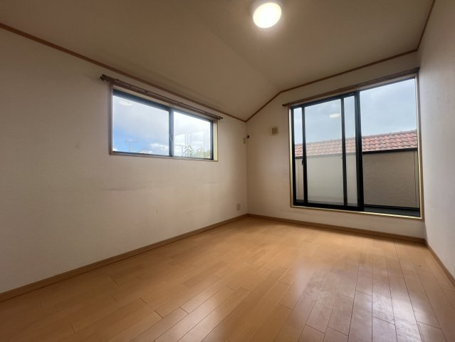 神戸市西区水谷1丁目　中古戸建のその他|【ホームページに現地動画掲載中】●年中無休：当日予約可●バルコニーに面した明るいお部屋です♪