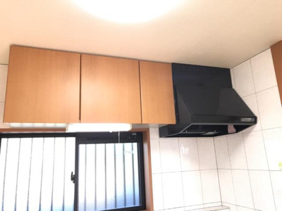 【収納】 | ホワイトハウス草間 | キッチン吊戸棚（イメージ）