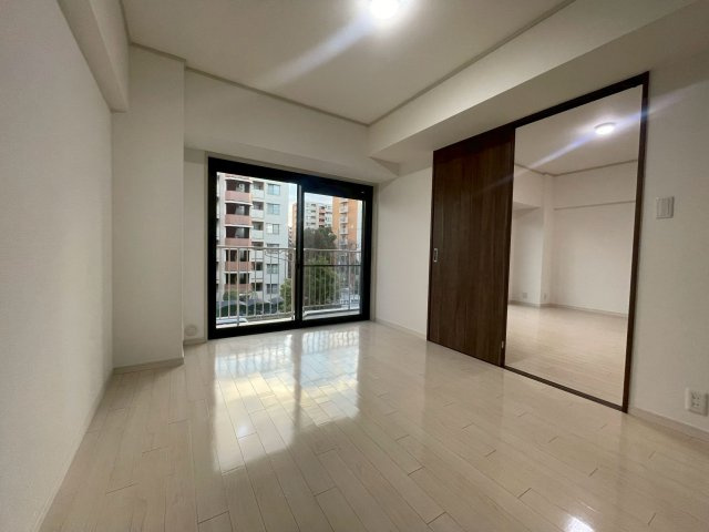 白川高層住宅11棟の洋室