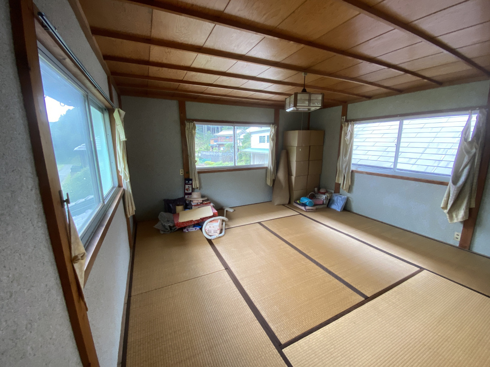 丹波市山南町上滝の中古一戸建の和室|2階8帖