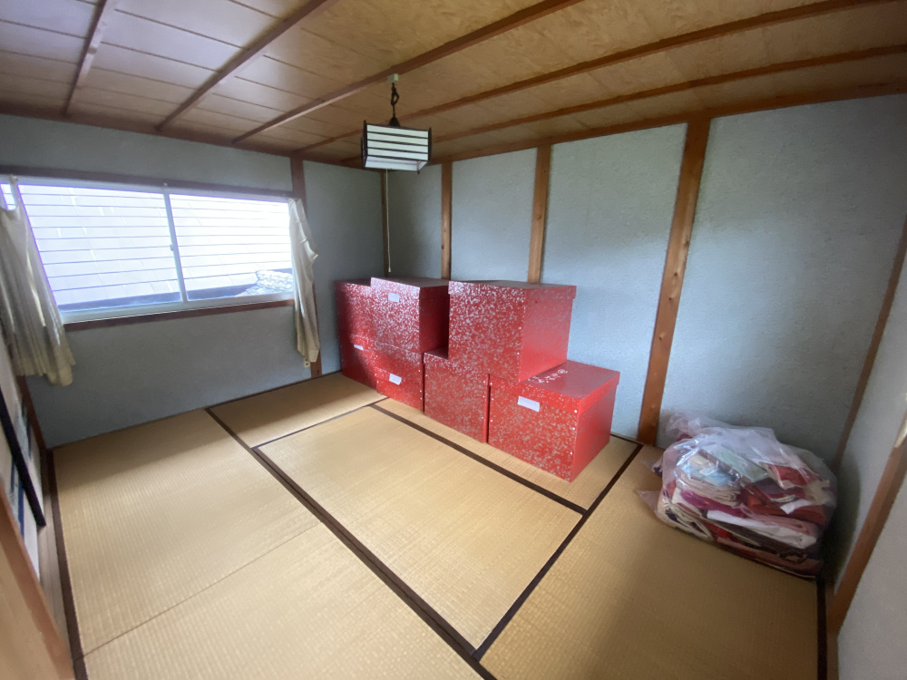 丹波市山南町上滝の中古一戸建の和室|2階6帖