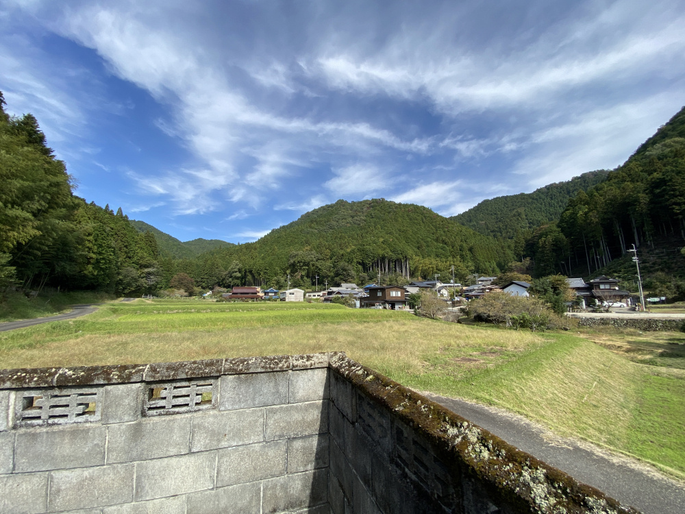 丹波市山南町上滝の中古一戸建の外観