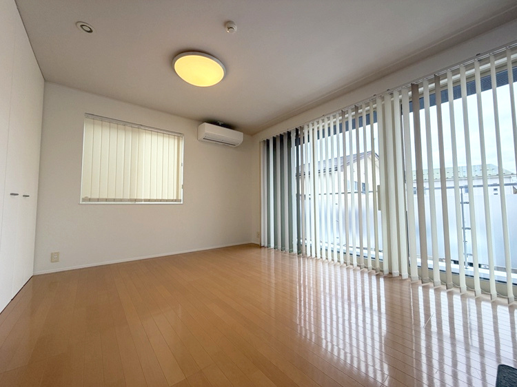 井川城3丁目　中古住宅の洋室