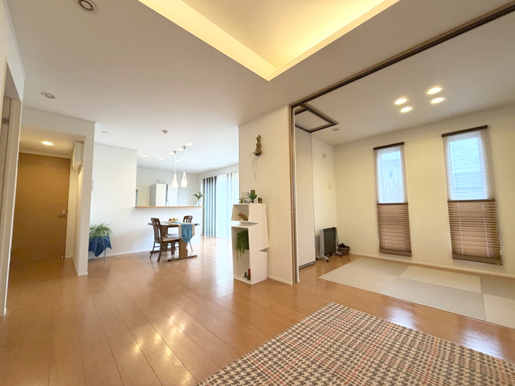 井川城3丁目　中古住宅の居間・リビング