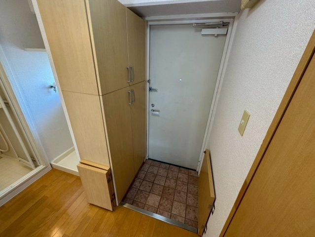 カルム緑地公園Vの玄関