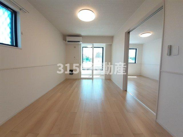 カーサ　ノア　Ⅰの居間・リビング