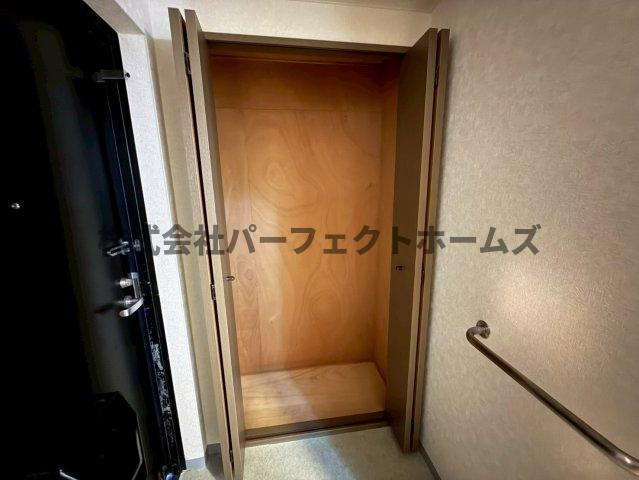 グランドヴィラ香里の収納|大きなものも収納できそうです