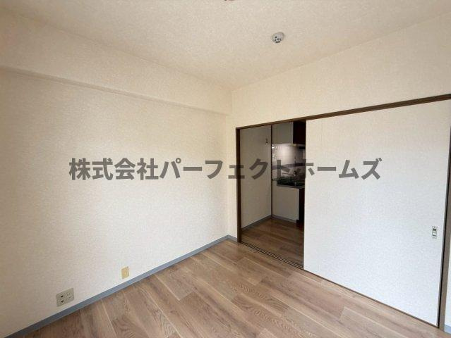 グランドヴィラ香里の洋室|個人の部屋や寝室として使える洋室です