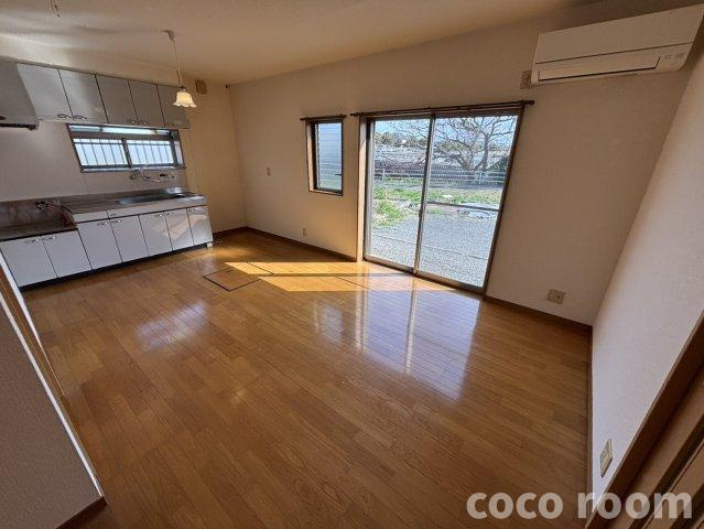 リバーサイド黒石の居間・リビング