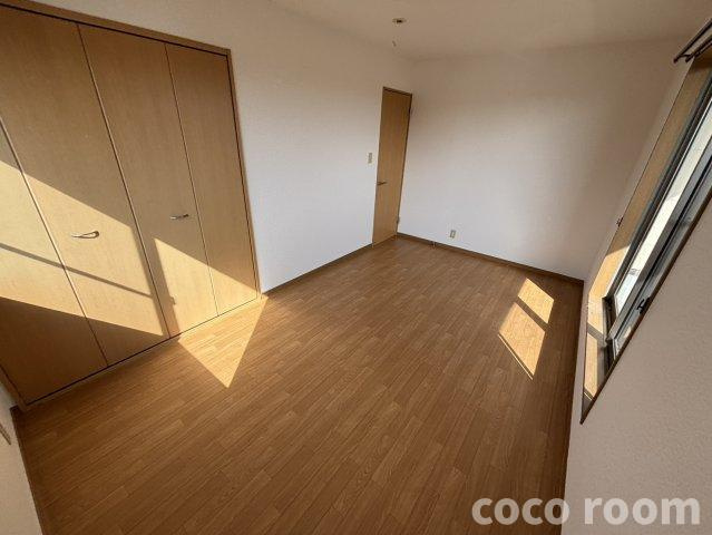 リバーサイド黒石の居間・リビング