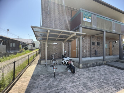 【その他共用部分】 | グランシャリオⅡ番館 | 駐輪場