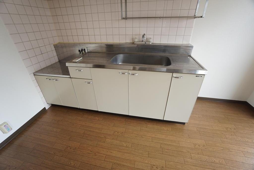 カドーロ壱番館のキッチン