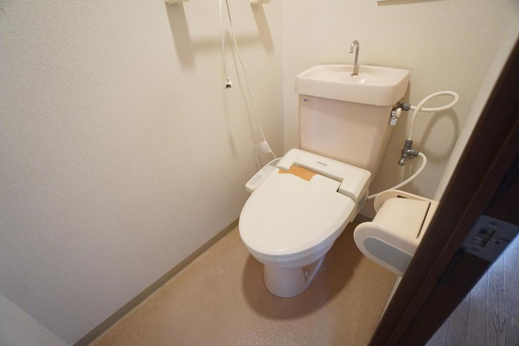 カドーロ壱番館のトイレ