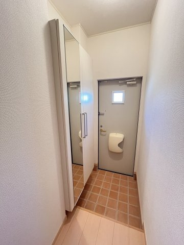 ＮＭＯＮ　Ａの玄関