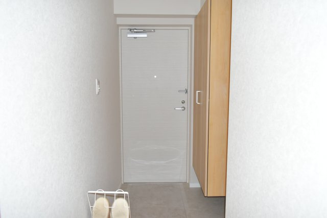 東村山市久米川町１丁目の中古マンションの玄関