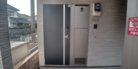 クレイノレグルスⅡの玄関