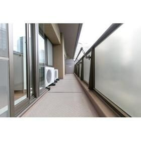 西新宿パークサイドタワーのバルコニー