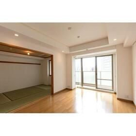 西新宿パークサイドタワーの居間・リビング