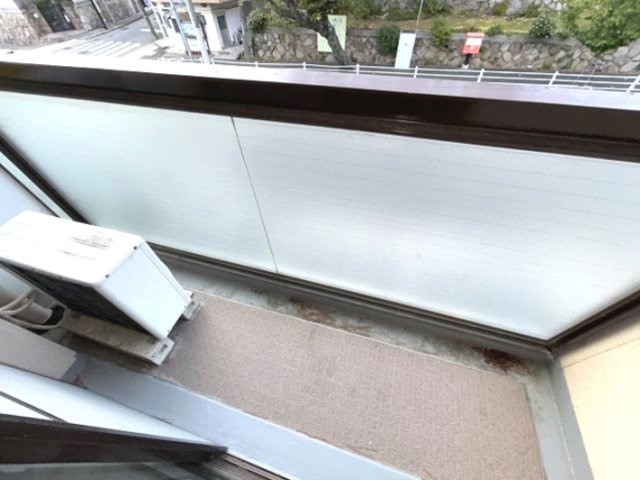 ダイドーメゾン六甲のバルコニー