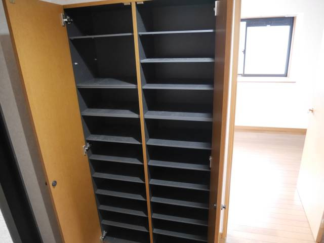 【玄関】 | シルクローラン