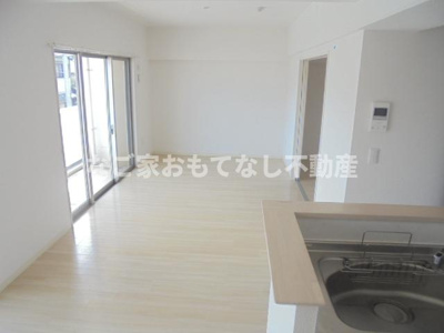 【居間・リビング】 | カステッロエレガンテ