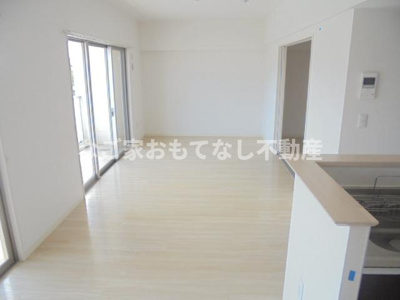 【居間・リビング】 | カステッロエレガンテ