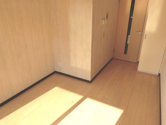 船橋市宮本２丁目の賃貸マンションの居間・リビング