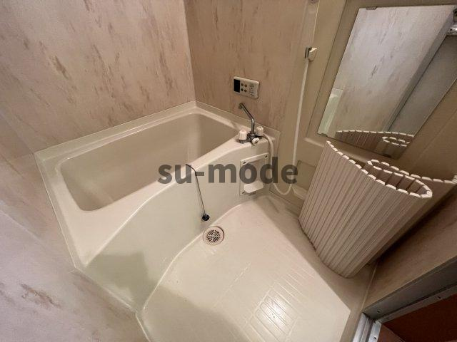 リーフジャルダン富田駅前の浴室