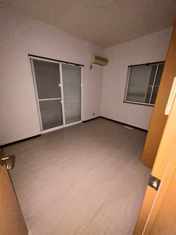 リーフジャルダン富田駅前の寝室