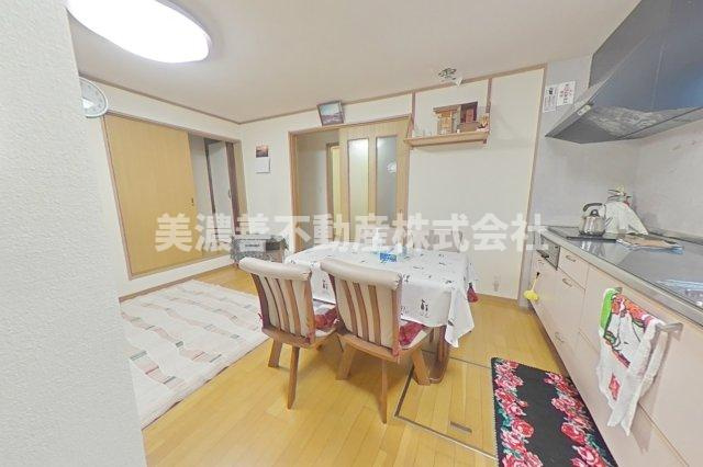 ６６２５８　大垣市歩行町中古戸建てのダイニング