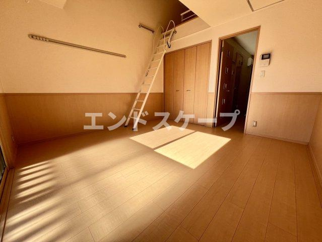 エルデ大類の居間・リビング|高崎、前橋エリアのお部屋探しはエンドスケープまで！お客様の理想お聞かせ下さい♪