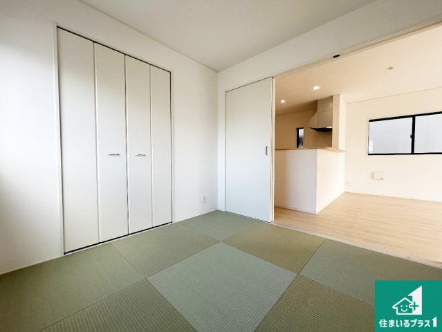 和歌山市中之島　第3期　新築一戸建ての和室|一室あると便利な和室は客間としてだけでなく、小さなお子様のプレイルームやみんなでお昼寝もいいですね。
