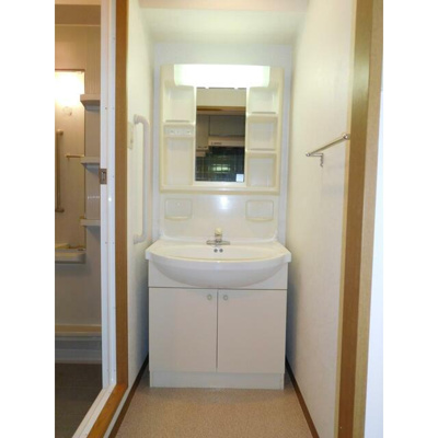 【独立洗面台】 | プリオールオオフチ | 独立洗面化粧台が付いています