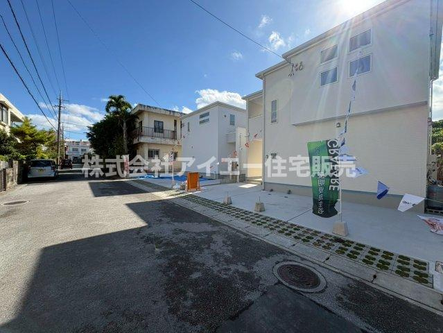 ★★浦添市前田-1号棟（全4棟）の前面道路含む現地写真|1号棟/3LDK

LDK22帖
WIC×3カ所