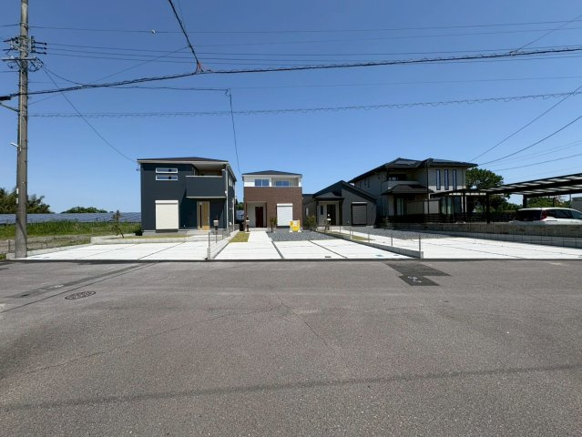 リーブルガーデン　各務原市川島松倉町　全3区画分譲の外観|■全体写真　
■ヤマダ不動産　株式会社リライフ　
