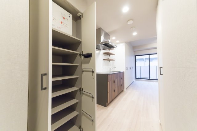 プラウドフラット渋谷富ヶ谷の収納|こまごまとしたものを収納できそうですね