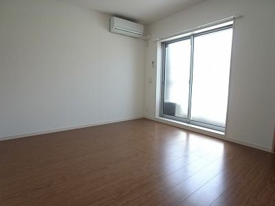 リブリドエルKizawaの洋室